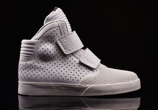 Flystepper 2K3 “White Croc”释出