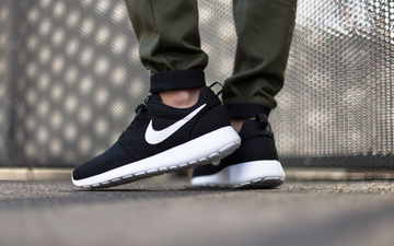 Nike Roshe Run Breeze 黑白配色