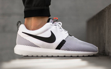 Nike Roshe Run NM Breeze 白黑配色设计