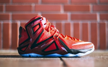 LeBron 12 Elite “Team”精美图赏