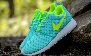 Nike WMNS Roshe Run BR 全新配色设计