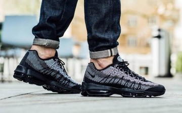 上脚近赏 Nike Air Max 95 Ultra Jacquard“Black”新配色