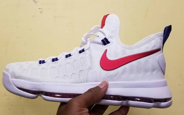 提前预览！Nike KD 9 "4th of July" 实物释出