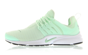 美了！翠绿通透的Nike Air Presto 全新配色