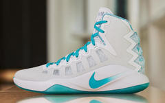 WNBA MVP 艾琳娜 Nike Hyperdunk 2016 PE 现已发售