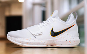 好看的都不市售？Nike PG 1 Home PE 主场配色亮相