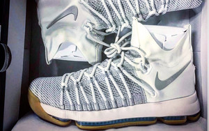 Nike KD 9 Elite White Gum 生胶底曝光！