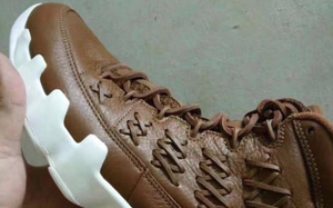 棒球风潮袭来，Air Jordan 9 “Baseball Gloves”棕色款曝光