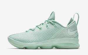  LeBron 14 Low首发清新配色现已登陆官网