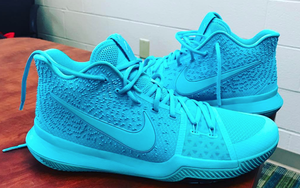惊艳！欧文晒Kyrie 3“Tiffany”配色