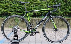 加入黑科技减震弯把 Cannondale发布2018款Synapse