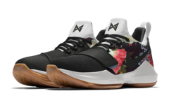 NIKEiD PG 1 现已添加花卉图案选项