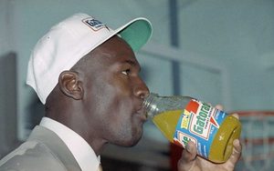四种不同口味？Jordan Brand或将推出Gatorade系列AJ1