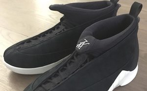 Eugene Tong 展示 Public School x Air Jordan XV 联名设计