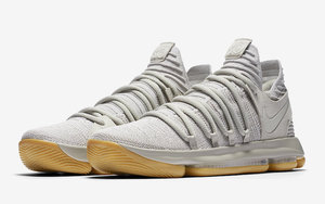 秋季少不了的生胶大底，Nike KD10新色上架