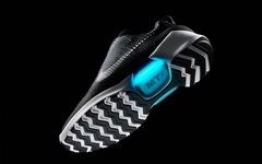 你有2种方式入手！HyperAdapt 1.0 国内发售详情