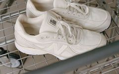 复古风 | Stüssy x New Balance 联名 990v4 鞋款