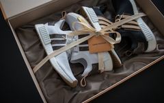 奢华大礼包， Louis Vuitton x adidas NMD 定制鞋款