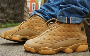 大黄靴的另一种打开方式，AJ 13 “Wheat”上脚欣赏