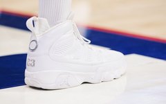 近日NBA球星上脚10.27