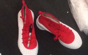 戴维森学院配色，UA Curry 4 白红新色谍照流出