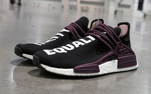 抢先看！Pharrell x NMD Hu Trail 全新“Black Canvas”配色