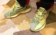 看来要涨！鹿晗上脚Yeezy 350V2 荧黄斑马！