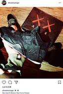 罗志祥晒Kaws X Air Jordan 4“Black”！