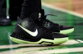 直面恐惧！Nike Kyrie 3“Fear”PE细节近赏