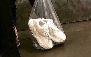 老爹鞋Yeezy 700 纯白sample曝光