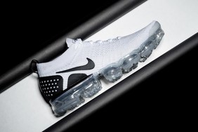 抢先预览！2018 新版 Nike VaporMax 全新黑白配色