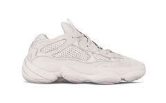 YEEZY Desert Rat 500“Blush”更多发售信息释出