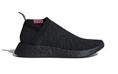 粉色点缀黑魂，NMD CS2 全新“Triple Black”配色