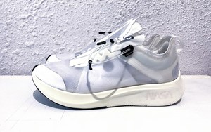 太空主题！Nike Zoom Fly 客制鞋款“NASA Suits Z”