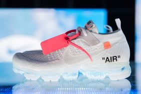 2018 新版 Virgil Abloh x VaporMax 发售日曝光？