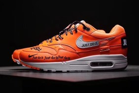 率先近赏 Nike Air Max 1「Just Do It」橙色版本