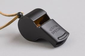visvim 推出 2018 全新“黑哨”