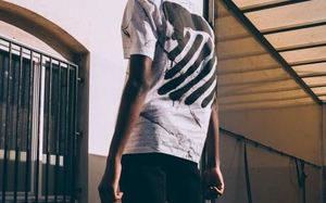 Off-White 推出温哥华门店独占限定系列