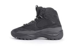 YEEZY Season 6 Desert Rat Boot 全新灰色版本正式上架