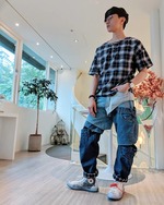 林俊杰上脚OFF WHITE x Converse，这身搭配如何？