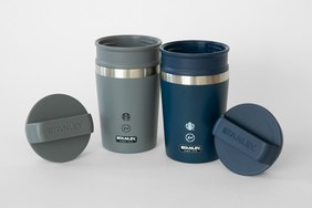 fragment design x Starbucks x Stanley 三方联名保温杯登场！