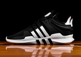 adidas EQT Support ADV 展示简约黑白魅力