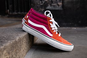 近赏 Supreme x Vans 全新联名 Sk8-Mid & Lampin 系列
