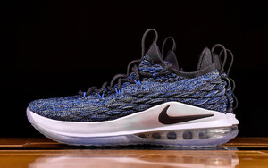部分店铺提前发售！Nike LeBron 15 Low “Signal Blue” 美照释出！