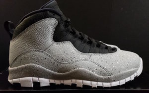 本月来袭！近赏 Air Jordan 10 “Cement” 实物细节！