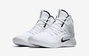 全新白黑配色 Nike Hyperdunk X 将于八月上架！