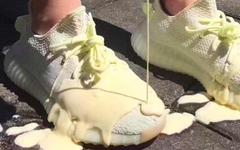 把Yeezy 350v2 “Butter”变成真“黄油”