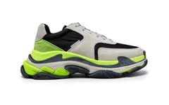 Balenciaga Triple S 2.0 全新“荧光”配色上架