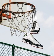 听说这波8月好鞋中，这双人“脚”必备？！