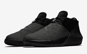 低帮纯黑！Jordan Why Not Zer0.1 Low “Triple Black” 现已发售！